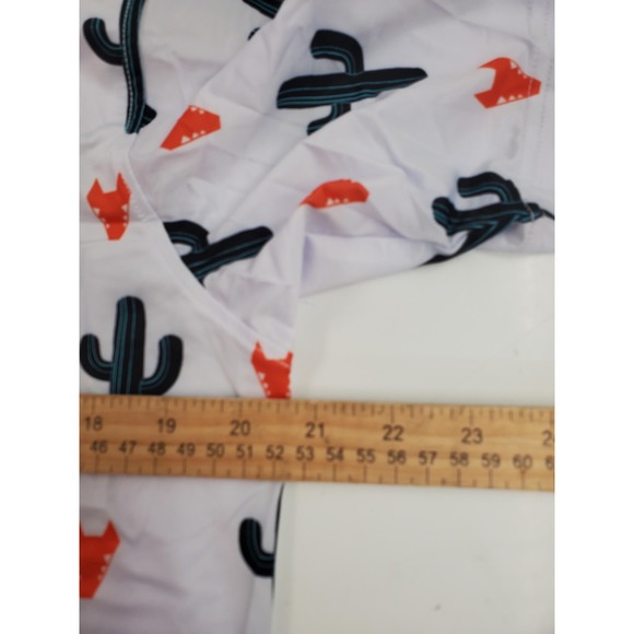 Raised by Coyotes Polo‎ Shirt Mens Medium White Coyote Cactus Golf UPF 50 UV - Picture 8 of 9